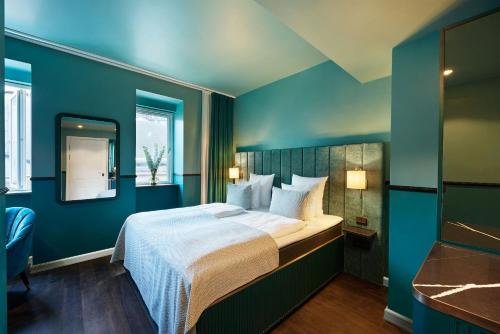 WIDE Hotel - image 10