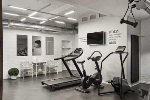 WIDE Hotel - image 7
