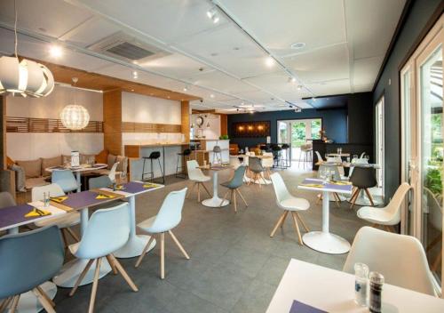 Restaurante, Campanile Luik Hotel in Liege