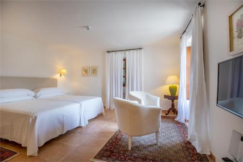 Hotel Llenaire - image 6