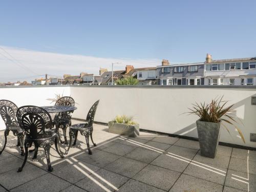 The Lookout - image 2