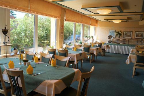 Hotel Neuses - image 5