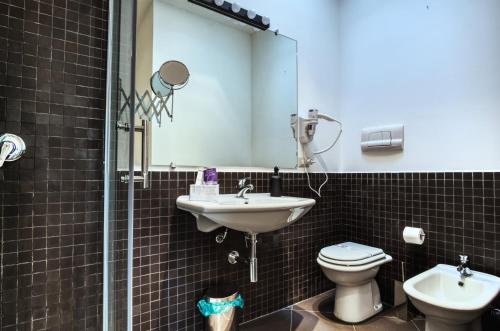 Superior Two-Bedroom Suite image 4