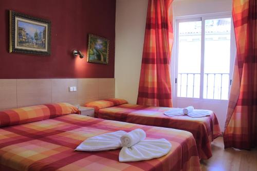 Triple Room image 3