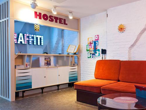 グラフィティ L ホステル