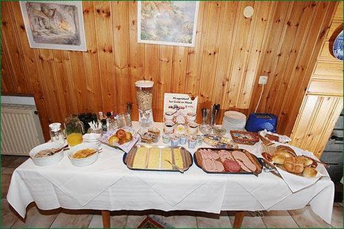 Hotel Edelweiß - image 12