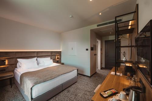 Hotel Grof - image 8