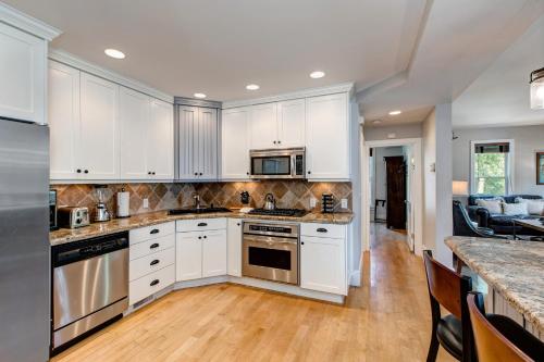 Reese Williams House - image 4