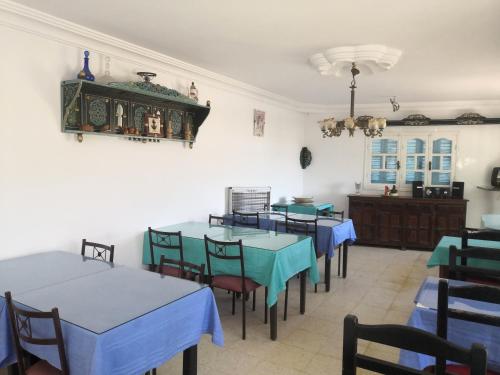 Restaurant, L'Hirondelle de Kelibia : Chez Amou in Kelibia