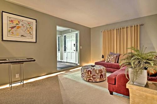 Suburban Detroit Home with Porch Yard and Fire Pit! - image 4