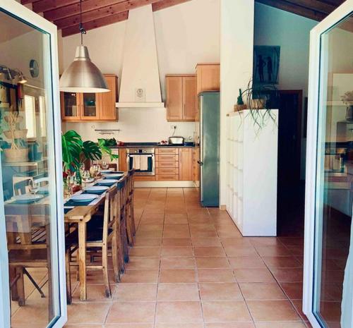 Endless Summer Surf House in Picao