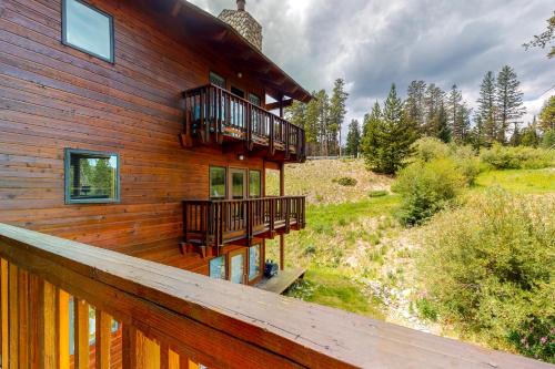 O'clock Road Condos - image 7