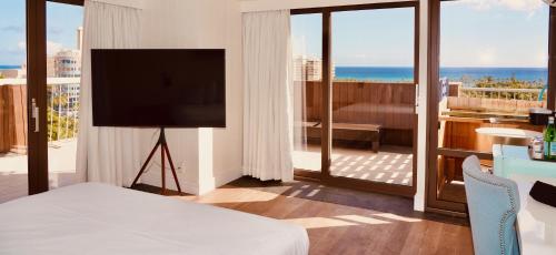 Hotel LaCroix Waikiki - main image