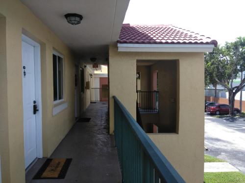 Exterior view, Charming Kendall Home in The Crossings