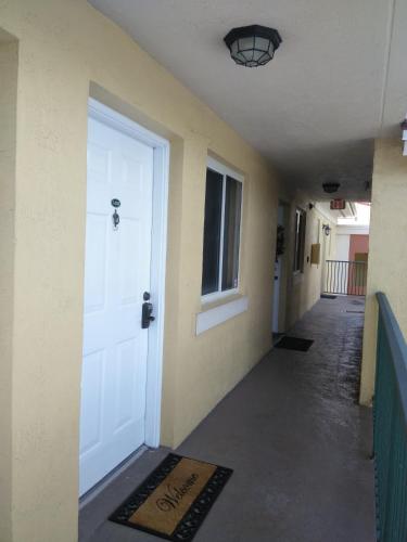 Exterior view, Charming Kendall Home in The Crossings