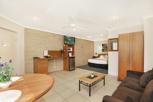 Caboolture Riverlakes Boutique Motel