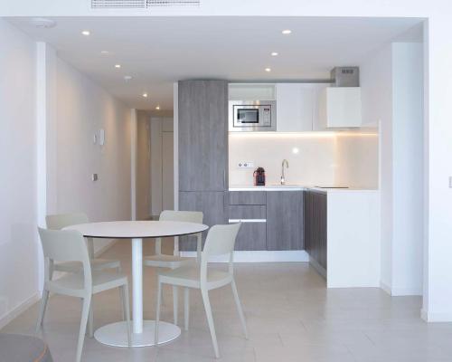 Apartaments B-Llobet Sun & Confort - image 4