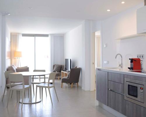 Apartaments B-Llobet Sun & Confort