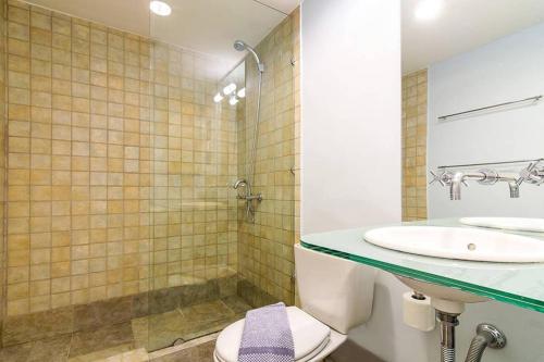 Unique Apartment near Acropolis, Athen (Foto 11)