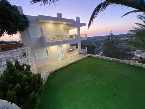  Theas house in Roumelí