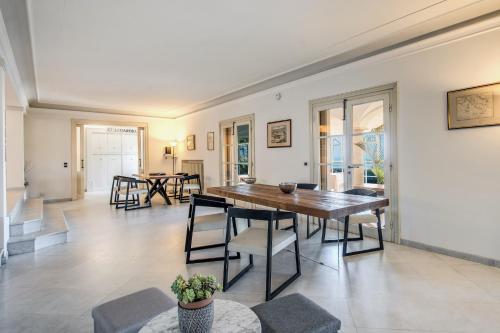 Alfresco luxury Villa with Heated pool in Nievole