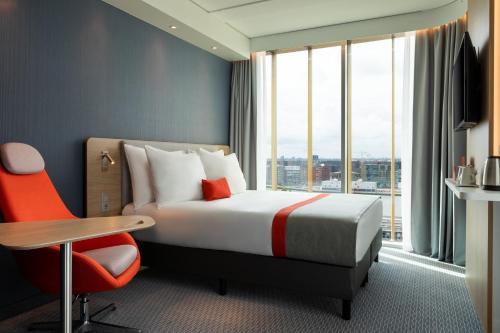 Holiday Inn Express Amsterdam - North Riverside an IHG Hotel - image 13