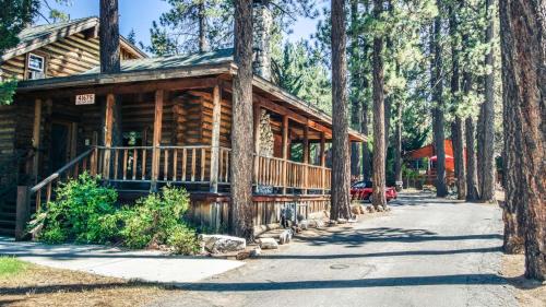 Eagles Nest in Big Bear Lake, USA