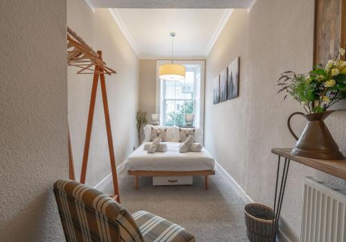 The St Patrick Square Residence No. 2 - image 3