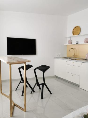 Litore in กลางเมืองปูลา