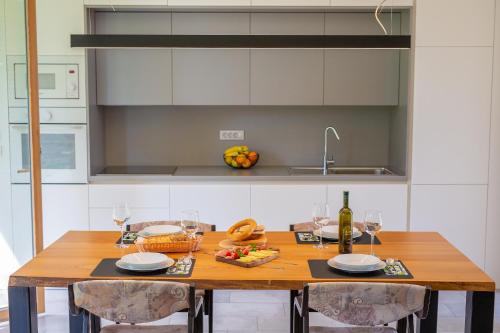 บริการและสิ่งอำนวยความสะดวก, Vila Anka in สเวติ อีแวน