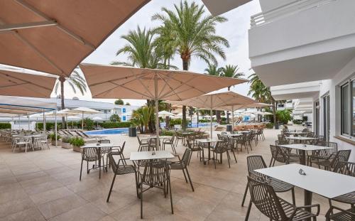 Bar/Lounge, Hoposa Hotel & Apartaments VillaConcha in Puerto Pollensa / Pollensa