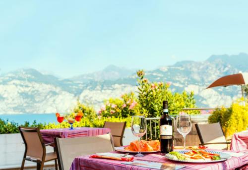 Hotel Antonella 4