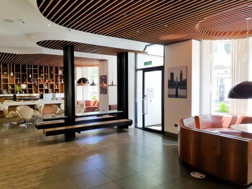 Mowbray Court Hotel - image 11