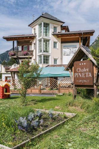 Albergo Hotel Chalet Pineta - image 6