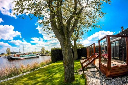 5p. Holiday Home Rietsicht with own fishing spot