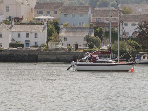 Clover Cottage - image 13