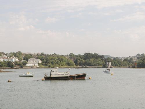 Clover Cottage - image 7