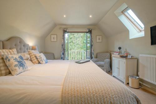 Great Ashley Farm Bed and Breakfast & Shepherds Huts