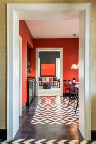 Shared lounge/TV area, Inns of Aurora Resort & Spa in Aurora