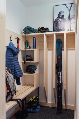 Two-Bedroom Chalet image 8