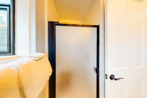 Forest Creek 26 - image 8