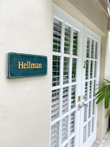 Hellman Room image 3
