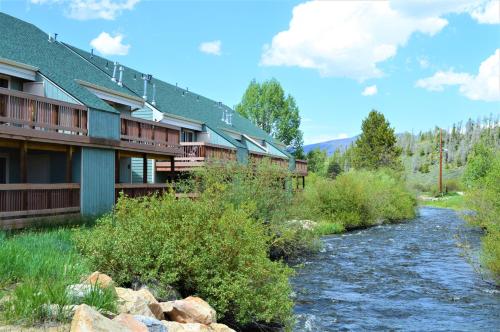 Twin Rivers By Alderwood Colorado Management - Hotel - Fraser