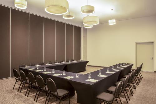 266615835 Fiesta Inn Parque Puebla
