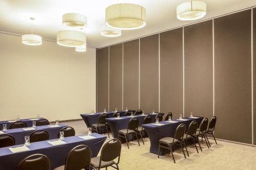 266615836 Fiesta Inn Parque Puebla