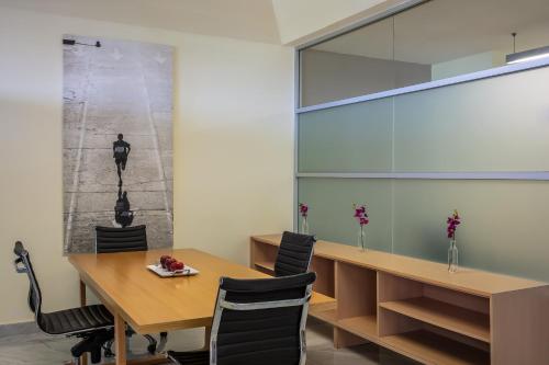 Fiesta Inn Cancun Las Americas - image 3