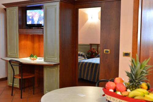 Two-Bedroom Apartment (5 Adults)