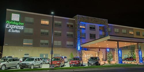 Holiday Inn Express & Suites - Louisville N - Jeffersonville, an IHG Hotel