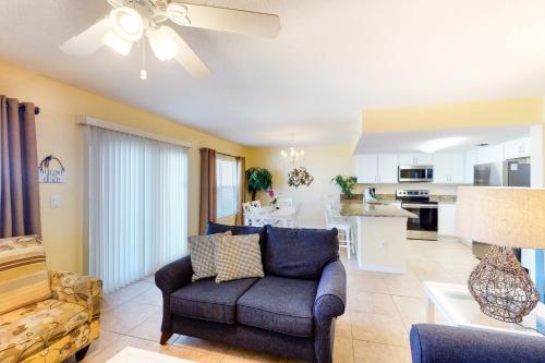 Islander Condominiums III - image 3
