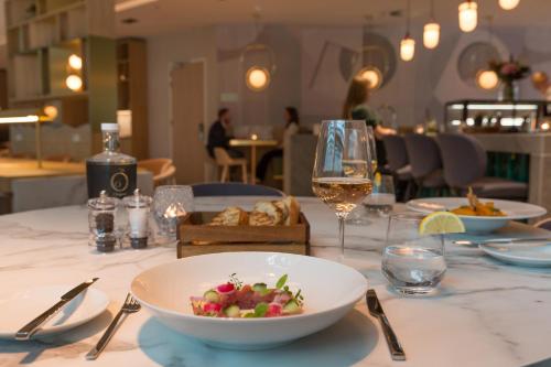 Crowne Plaza Utrecht - Central Station an IHG Hotel - image 14